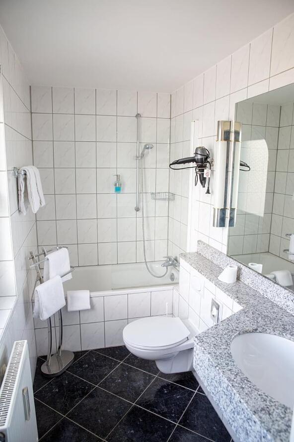 Hotel Sonnenhof ehemaliger Rosenhof Katlenburg-Lindau Eksteriør billede